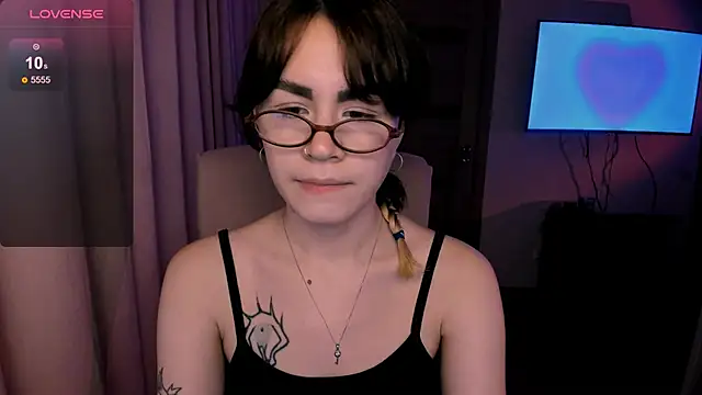 Snapshot of _selectrra chatting on January 29, 2:10 pm  selectrra online show from January 29, 2:10 pm