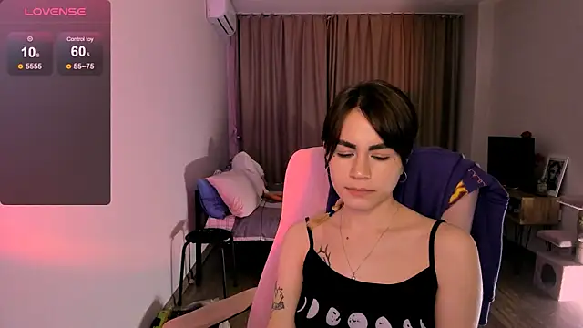 Snapshot of _selectrra chatting on February 5, 4:14 pm  selectrra online show from February 5, 4:14 pm