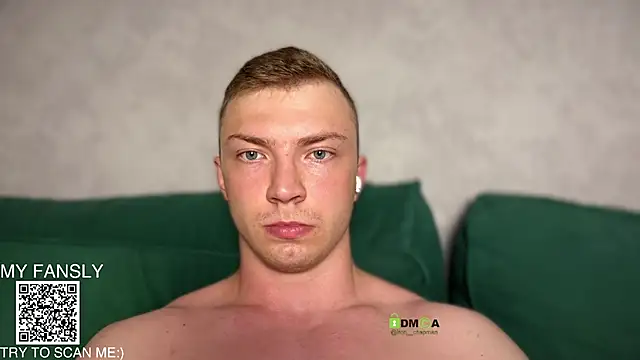 Snapshot of iron__chap chatting on July 4, 7:20 pm iron chap online show from July 4, 7:20 pm