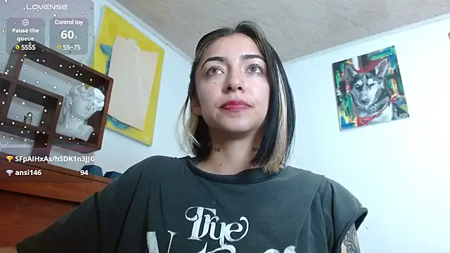 Snapshot of ZoeBakers_ chatting on December 20, 2:05 pm ZoeBakers online show from December 20, 2:05 pm