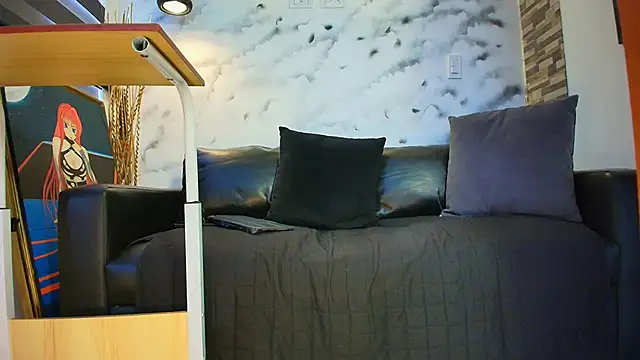 Sophie LittleS online show from October 16, 11:55 am