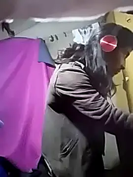 Snapshot of davidatration15 chatting on January 19, 4:01 am davidatration15 online show from January 19, 4:01 am