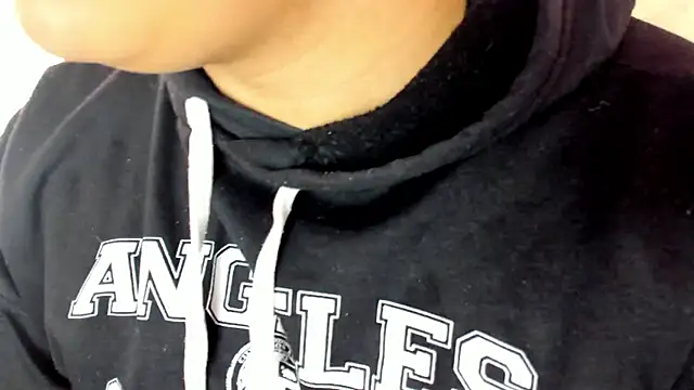 Snapshot of Satuurn_ chatting on January 31, 3:00 pm Satuurn online show from January 31, 3:00 pm