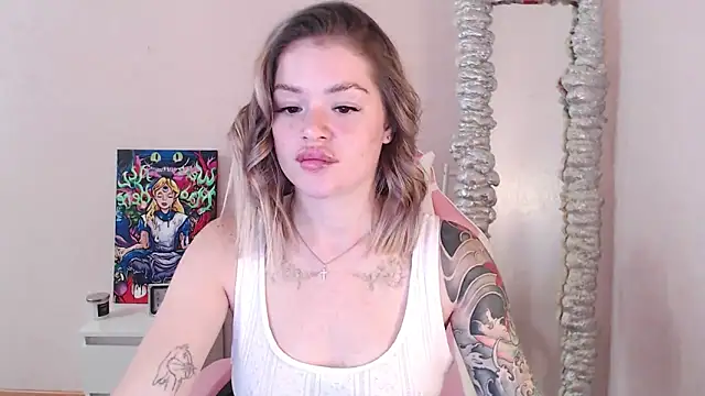 miaacatt online show from September 13, 5:29 am