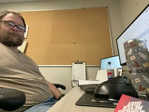 Bigbi6foot5 online show from February 25, 7:45 pm