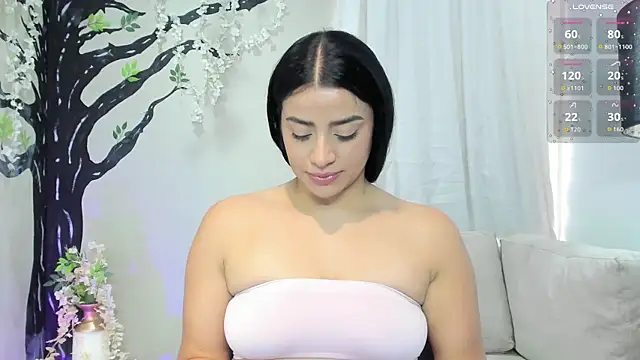 Snapshot of Paula_Desousa chatting on October 26, 6:25 pm Paula Desousa online show from October 26, 6:25 pm