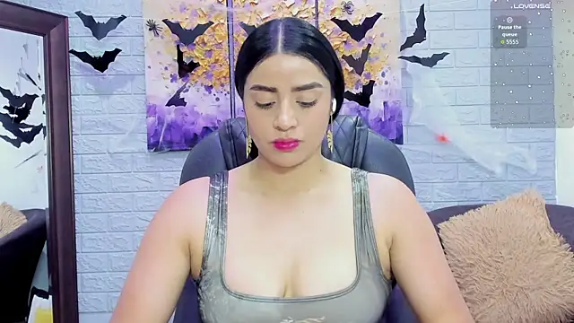 Snapshot of Paula_Desousa chatting on October 31, 7:37 pm Paula Desousa online show from October 31, 7:37 pm