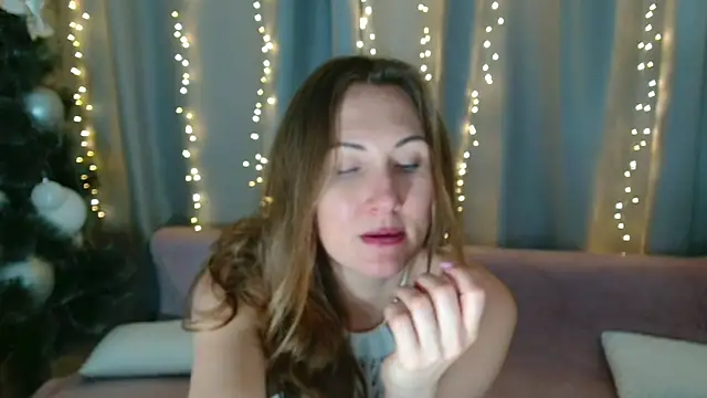 Imcarrieberry online show from January 6, 10:15 pm