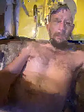 420rickie420 online show from December 28, 7:00 am