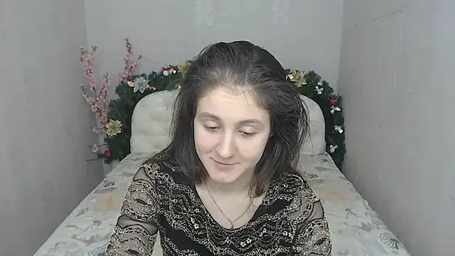 Holliy Cooper online show from January 3, 12:52 pm