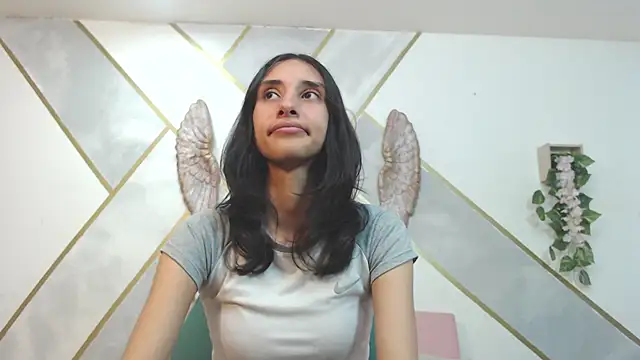 RoxanaCyrano  online show from February 19, 6:32 pm