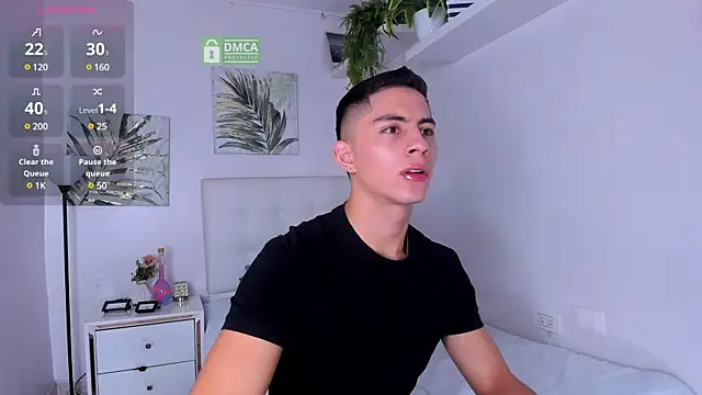 Snapshot of Matty_Adams chatting on February 25, 3:27 pm Matty Adams online show from February 25, 3:27 pm