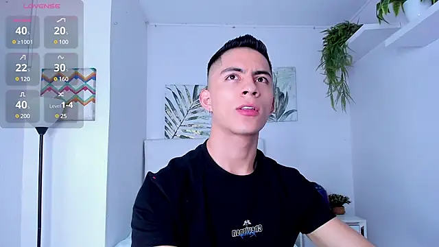 Snapshot of Matty_Adams chatting on March 2, 4:10 pm Matty Adams online show from March 2, 4:10 pm