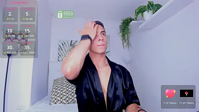 Snapshot of Matty_Adams chatting on March 12, 4:02 pm Matty Adams online show from March 12, 4:02 pm