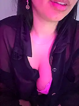 Snapshot of Zeina2024 chatting on April 16, 7:14 pm Zeina2024 online show from April 16, 7:14 pm