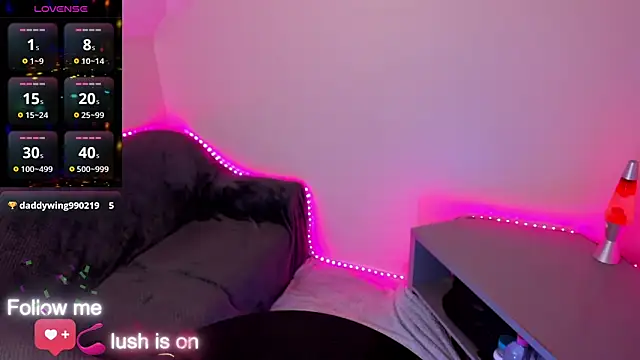 babykeeee online show from January 7, 12:45 am