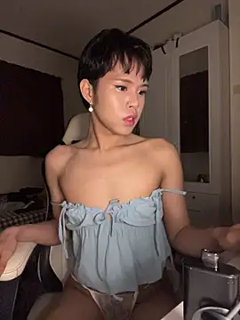 Plaxtique online show from January 7, 7:27 pm