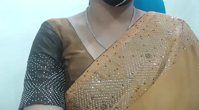 Snapshot of Lovely_Siri_23 chatting on January 22, 7:13 pm Lovely Siri 23 online show from January 22, 7:13 pm