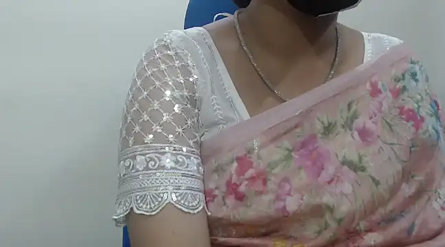 Lovely Siri 23 online show from January 24, 3:02 pm