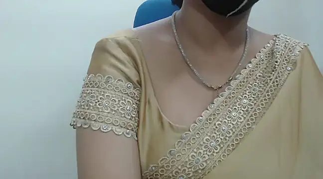 Snapshot of Lovely_Siri_23 chatting on January 25, 11:02 am Lovely Siri 23 online show from January 25, 11:02 am