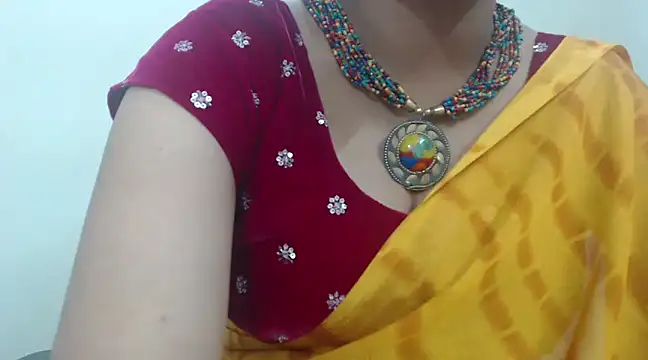 Snapshot of Lovely_Siri_23 chatting on February 1, 11:32 am Lovely Siri 23 online show from February 1, 11:32 am