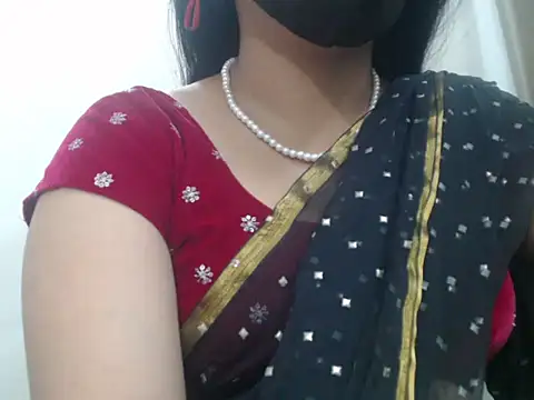 Lovely Siri 23 online show from April 14, 10:21 am