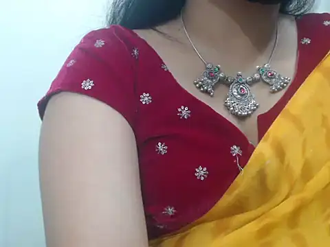 Lovely Siri 23 online show from April 25, 1:41 pm