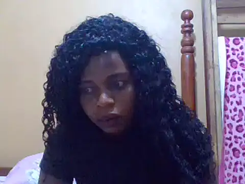 Snapshot of sweetbabra1 chatting on February 1, 12:51 am sweetbabra1 online show from February 1, 12:51 am