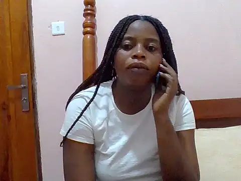 Snapshot of sweetbabra1 chatting on July 11, 5:43 am sweetbabra1 online show from July 11, 5:43 am