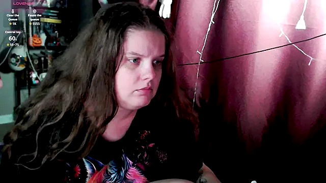 Snapshot of so_cute777 chatting on October 13, 8:14 am so cute777 online show from October 13, 8:14 am