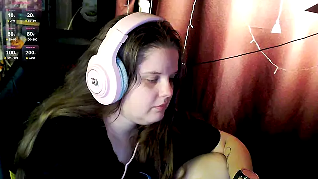 Snapshot of so_cute777 chatting on November 10, 6:01 am so cute777 online show from November 10, 6:01 am