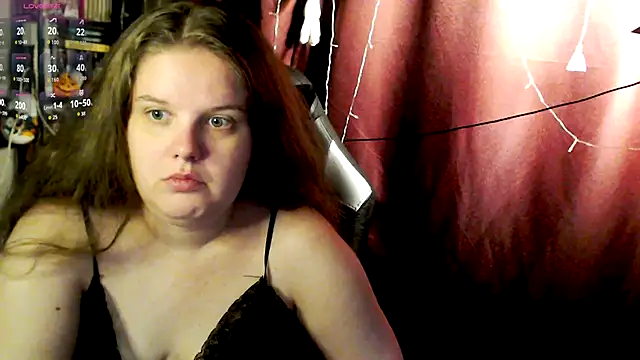 Snapshot of so_cute777 chatting on November 17, 7:03 am so cute777 online show from November 17, 7:03 am