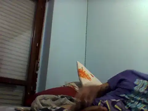 Snapshot of coppiasenzacensura chatting on December 15, 4:26 pm coppiasenzacensura online show from December 15, 4:26 pm