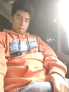 Alexander9827 online show from December 5, 8:00 pm