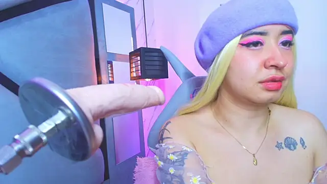 sayumi dirty online show from February 19, 7:43 pm