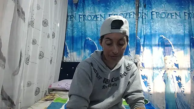 anyu1306 online show from March 2, 6:48 pm