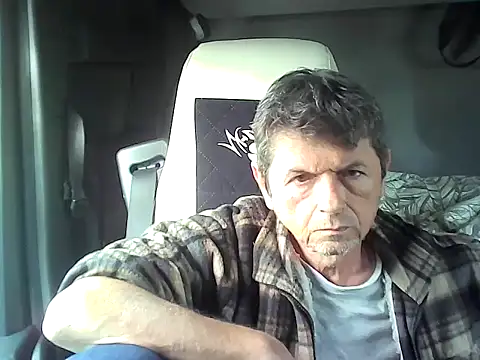 Snapshot of czarek888 chatting on October 26, 12:11 pm czarek888 online show from October 26, 12:11 pm