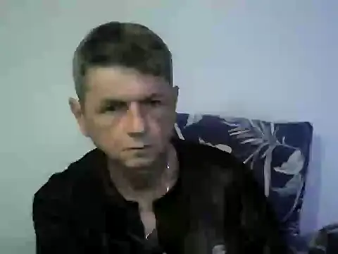 Snapshot of czarek888 chatting on June 5, 8:58 pm czarek888 online show from June 5, 8:58 pm