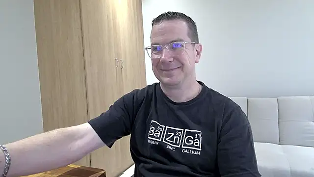 BrettJ81 online show from November 16, 12:55 pm