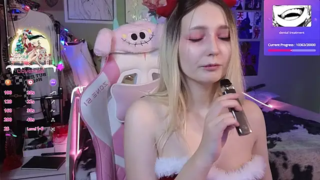 Snapshot of Evie_Ro chatting on December 31, 9:50 pm Evie Ro online show from December 31, 9:50 pm