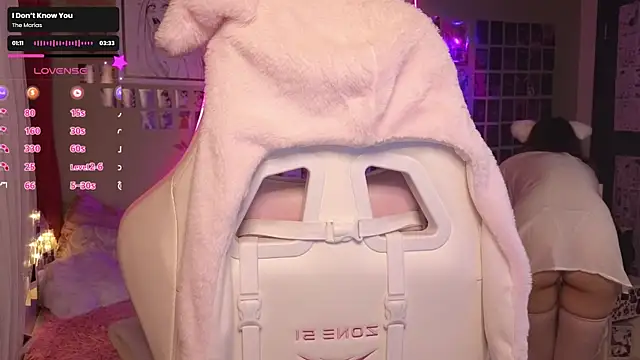 Evie Ro online show from November 13, 11:36 pm