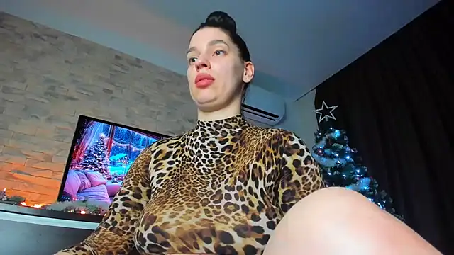 Snapshot of Laya_Moon chatting on January 14, 2:00 pm Laya Moon online show from January 14, 2:00 pm