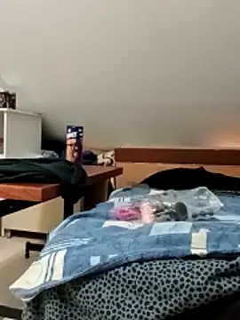 JOHANNA9MOI02 online show from November 22, 11:15 pm