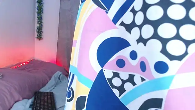 Eve Blue77 online show from December 17, 3:06 am