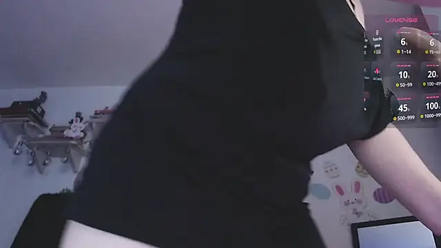 Eve Blue77 online show from April 5, 6:32 am