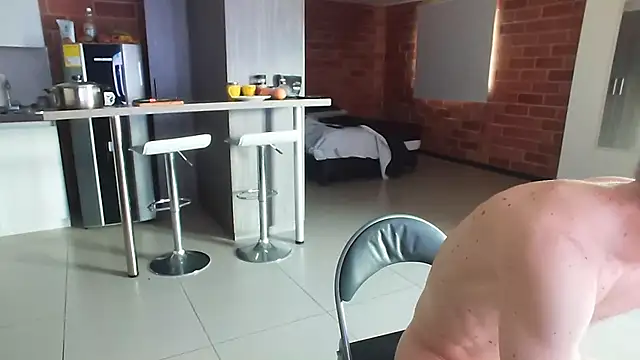 warrenkener online show from March 30, 10:11 pm