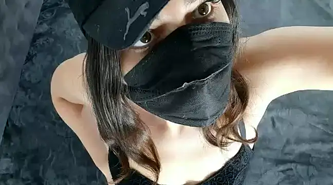 Snapshot of lili_70 chatting on December 29, 2:52 pm lili 70 online show from December 29, 2:52 pm