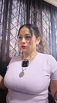 Snapshot of gisellsaenz chatting on February 28, 7:59 pm gisellsaenz online show from February 28, 7:59 pm