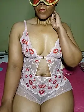 Snapshot of BabySweetDee chatting on June 18, 9:14 am BabySweetDee online show from June 18, 9:14 am