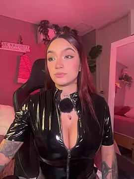 Snapshot of DaniDusan_ chatting on December 19, 8:16 pm DaniDusan online show from December 19, 8:16 pm